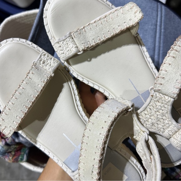 Dolce Vita Cream Sandals sz 8.5